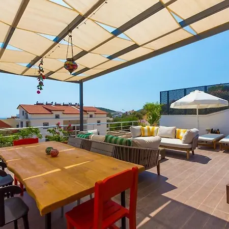 Pera Aparts Kalkan Luxury Tiki Loft With Sea View Appartamento
